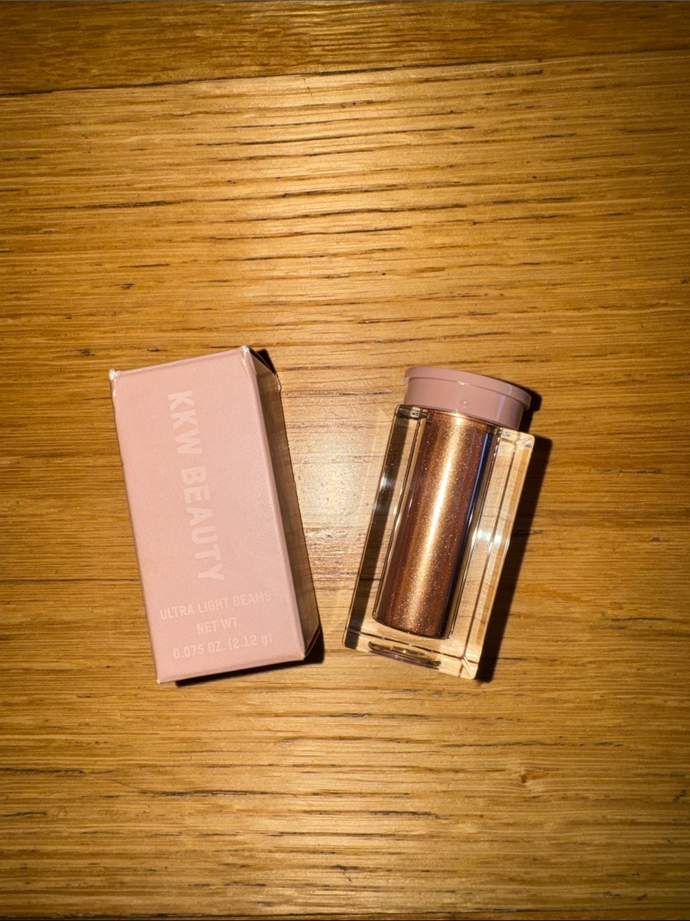 KKW Beauty Ultra Light Beams Highlighter in Bronze